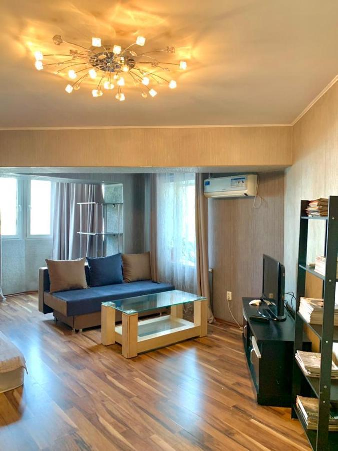 Apartment In Street Kievskaya 49 Bischkek Exterior foto